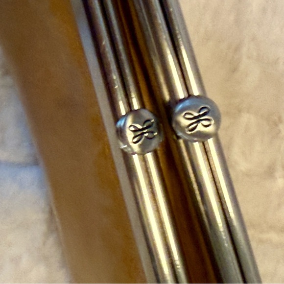 HOBO The Original Lauren Clutch Wallet Taupe - Picture 10 of 10